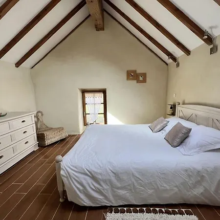 Les De La Jonte Holiday home Gatuzieres