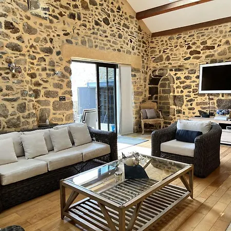 Les De La Jonte Holiday home