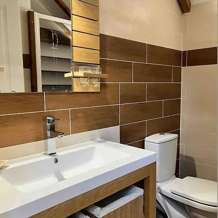 Les De La Jonte Holiday home