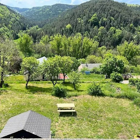Les De La Jonte Gatuzieres